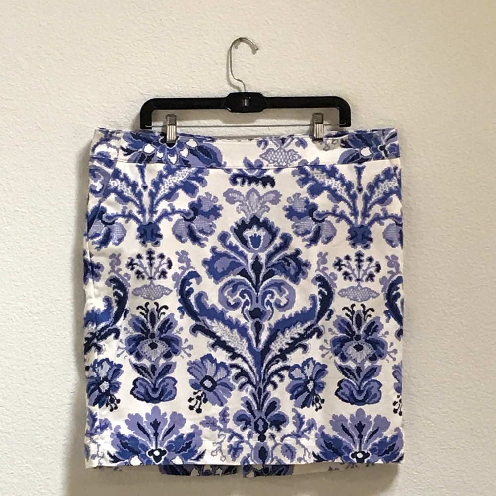 Merona skirt size 18 blue periwinkle white